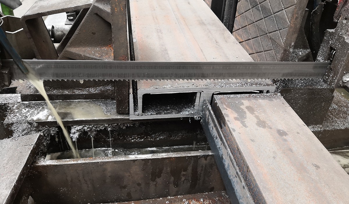 1725410807790928.jpg 鋸條廠家